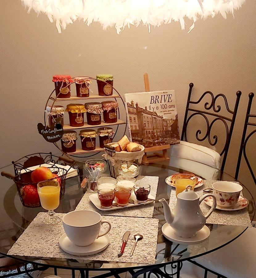Chambre Climatisee Au Coeur De Brive Avec Televiseur Connecte Wifi Netflix ภายนอก รูปภาพ